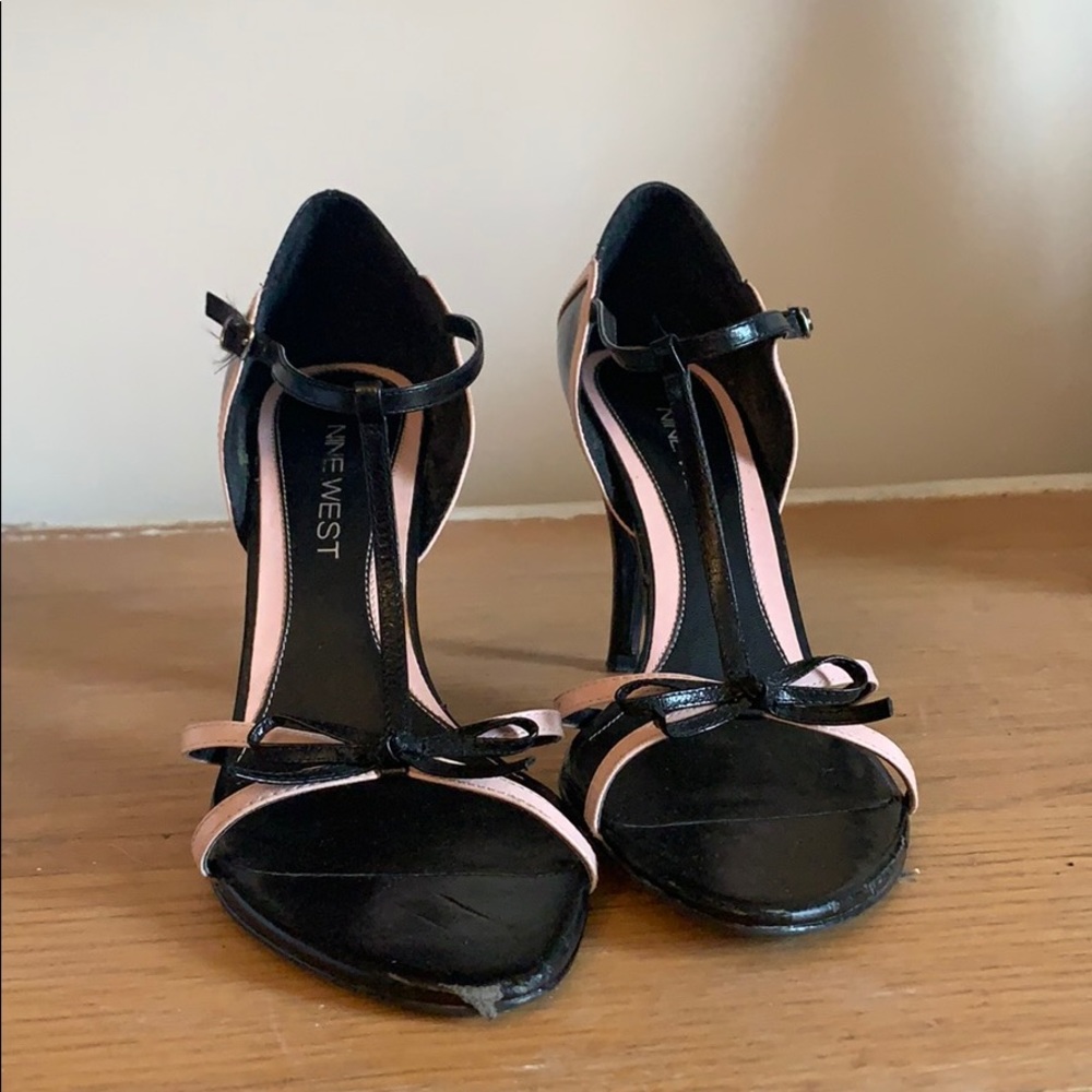 Strapped sandals
